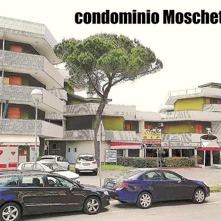 Condominio Moschettieri Bibione Exterior foto